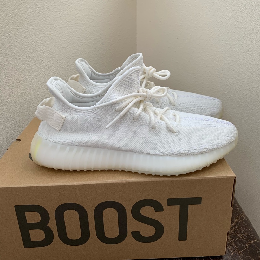 adidas Yeezy Boost 350 v2 ‘Triple White’